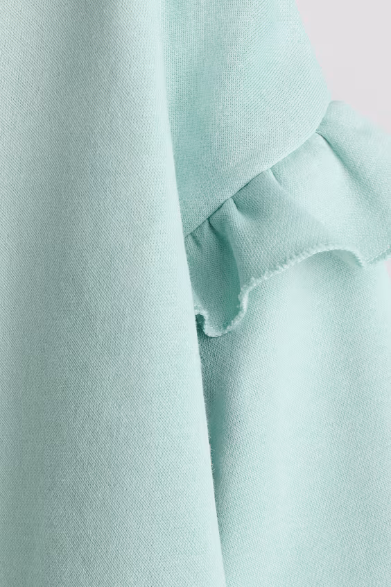 Свитшот с оборками