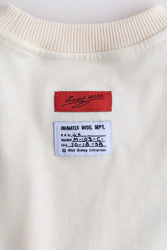 Футболка с принтом в свободном крое