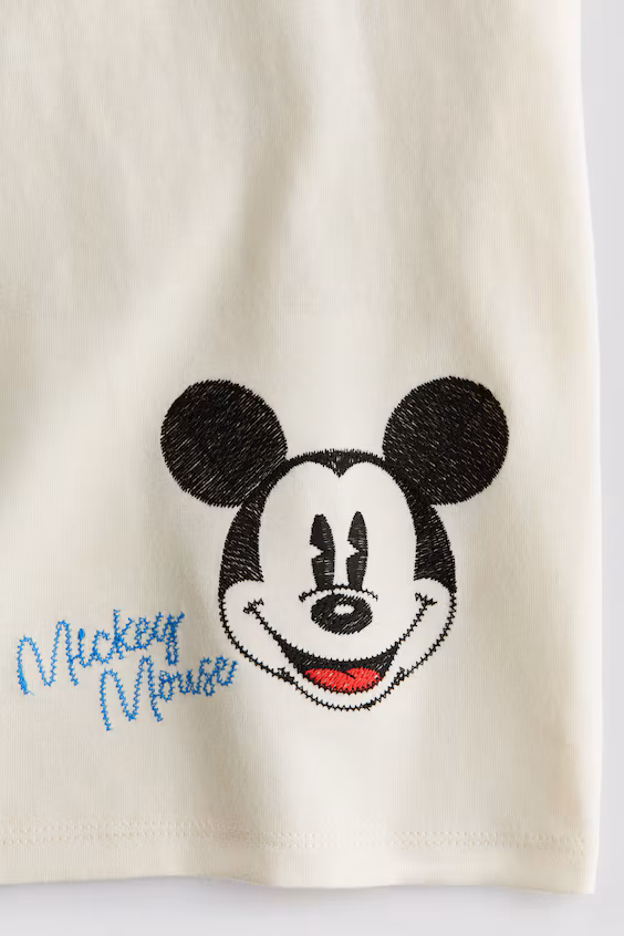 Футболка с принтом в свободном крое