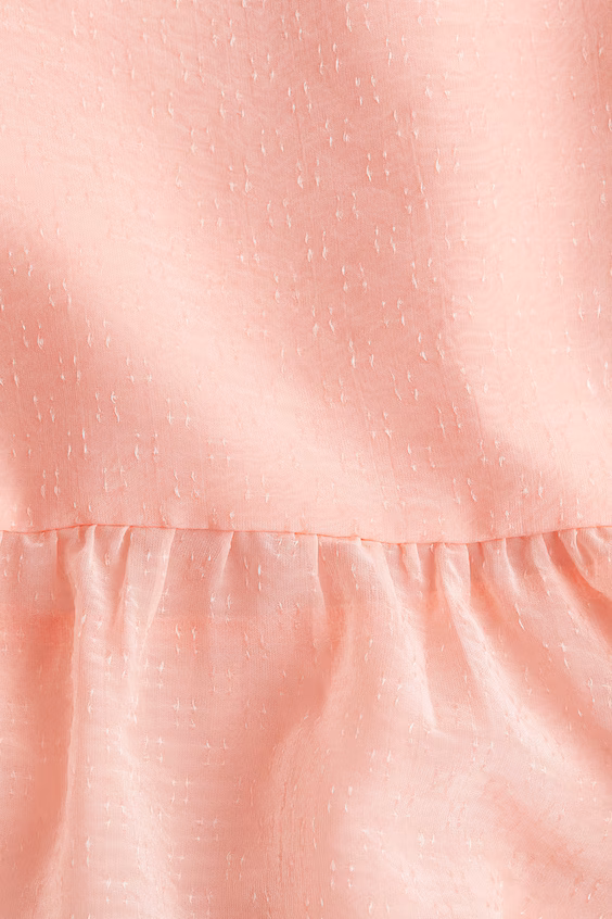 Блуза из шифона с баской