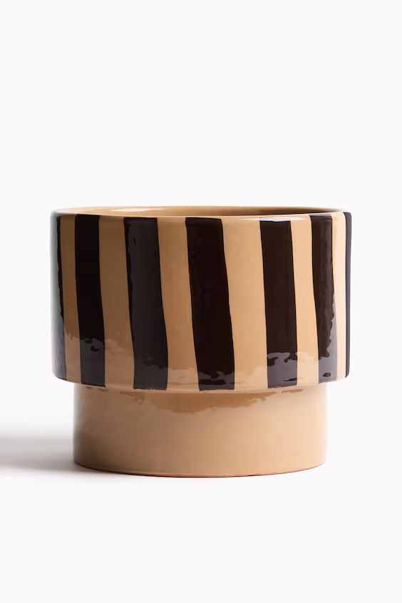 Ваза из терракоты