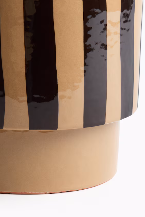 Ваза из терракоты