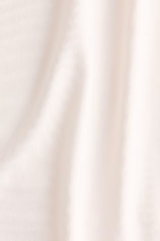 Свитер с драпировкой и лодочкой