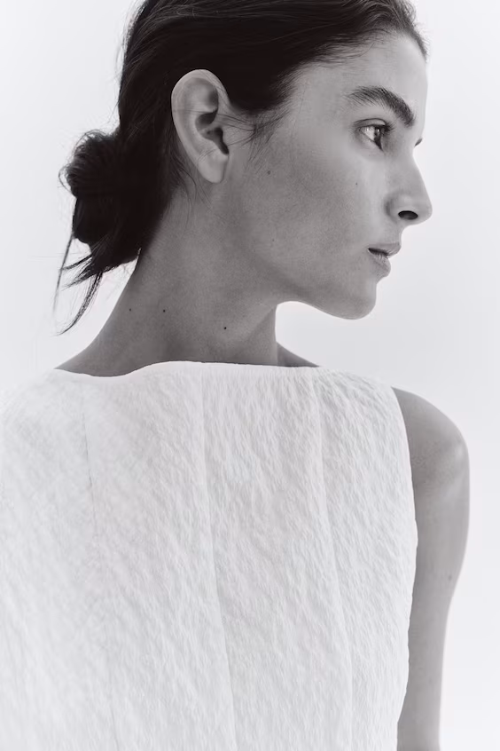 Топ с баской