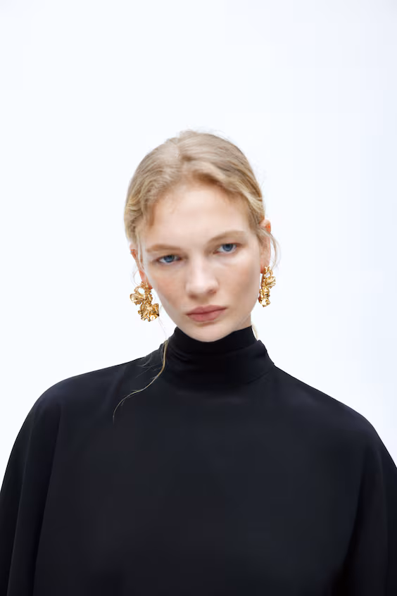 Блуза асимметричной накидкой