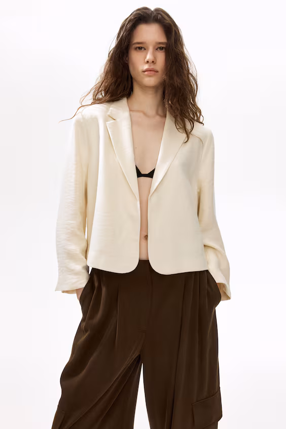 Короткий пиджак