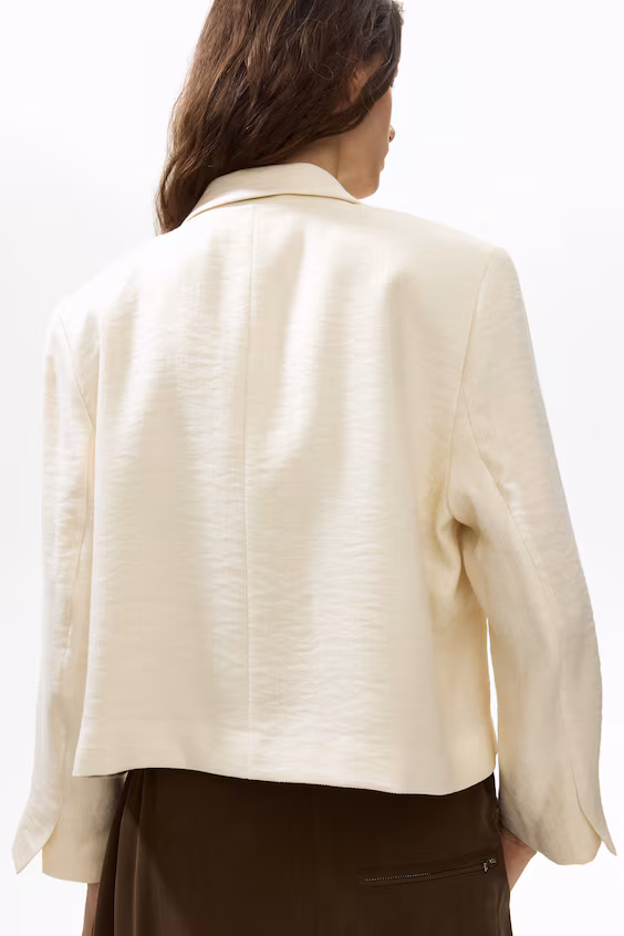 Короткий пиджак