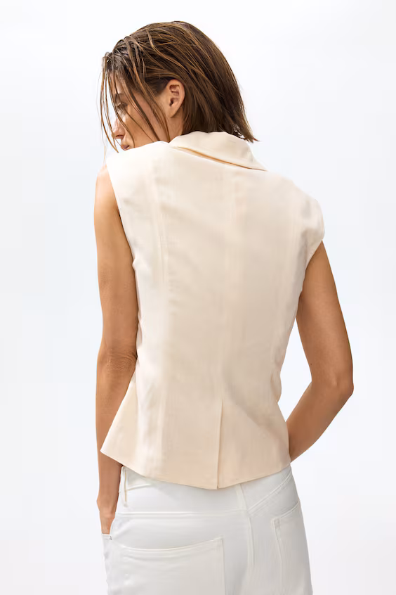 Жилет из смесового льна