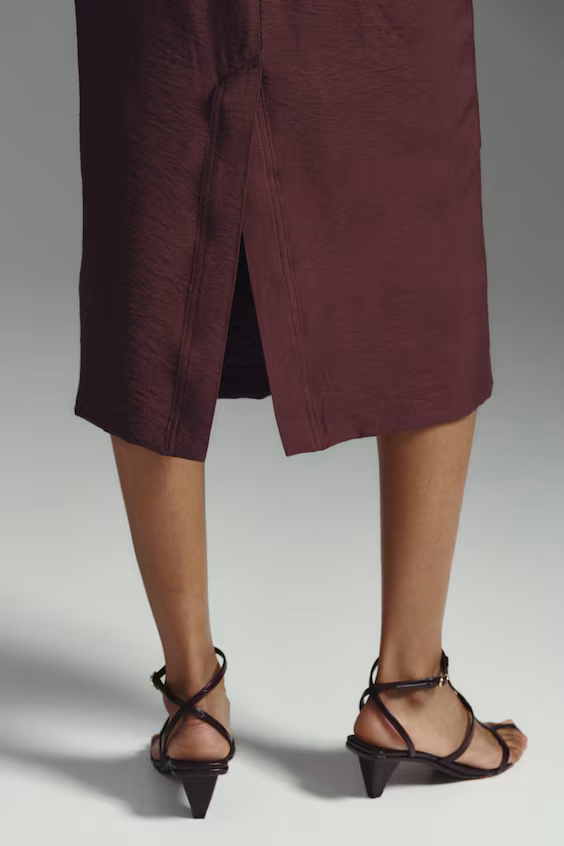 Юбка с завитым деталем