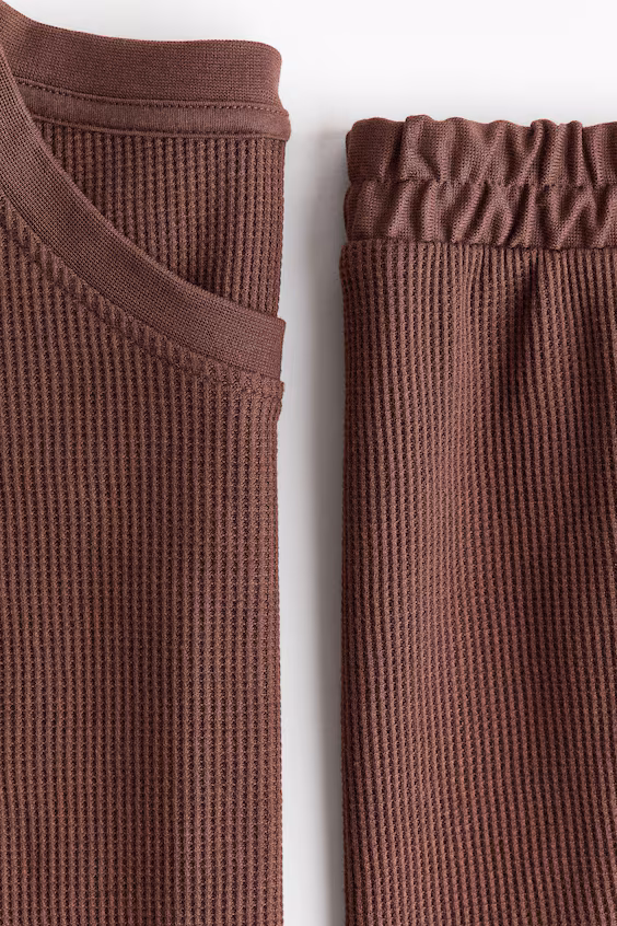 Пижама с рисунком узора сот