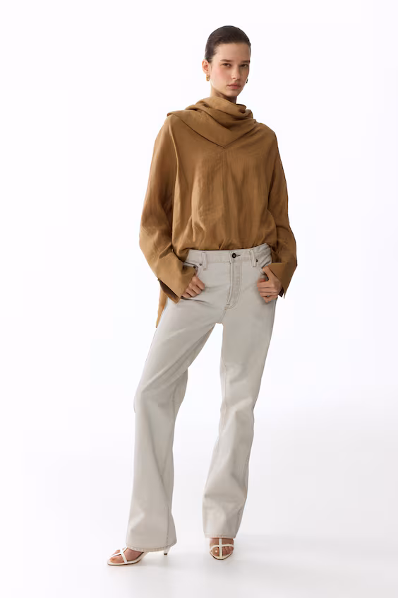 Блузка с воротником-шарфом