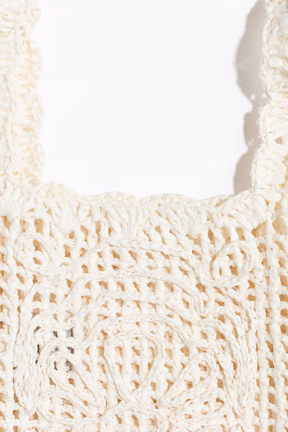 Сумочка-клатч из соломы