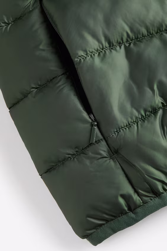 Куртка-бомбер из легкой ткани