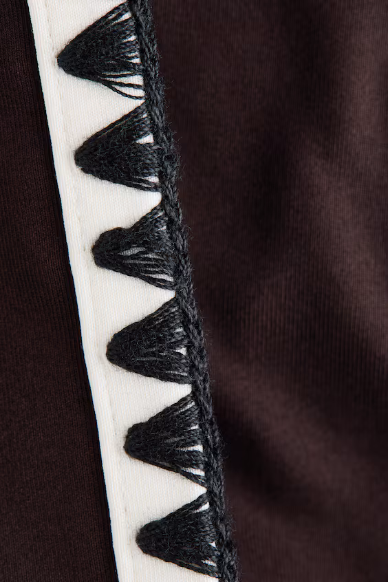 Купальник с высокими вырезами и подкладками-пушап high leg