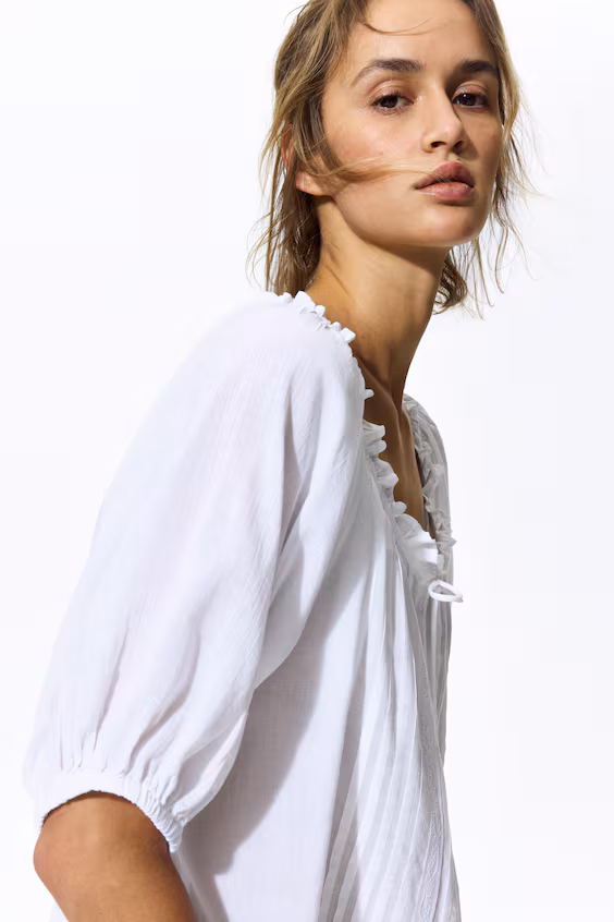 Блузка с рельефным узором