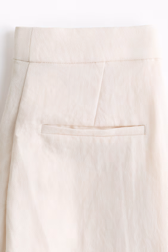 Брюки классического стиля с брючинами bootcut