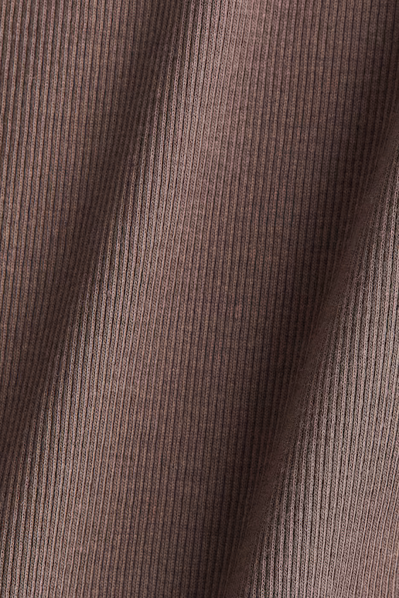 Футболка в рубчик