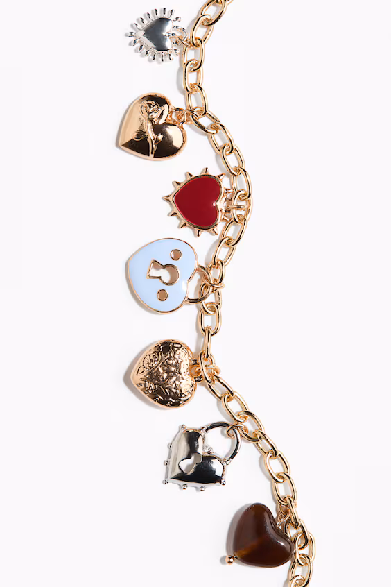 Браслет с подвесками