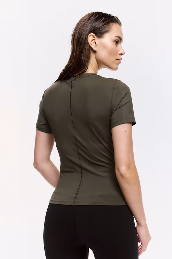 Футболка для занятий спортом с технологией softmove™
