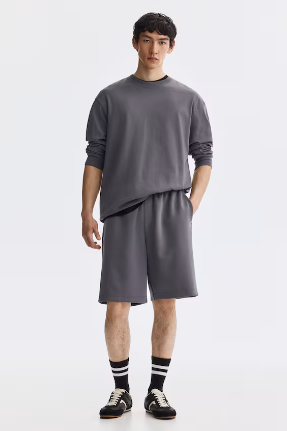 Шорты из интерлока свободного кроя