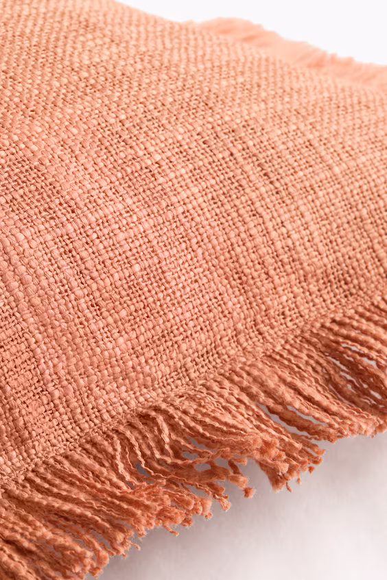 Наволочка из пламенеющей ткани