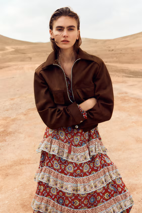 Пальто из обтягивающей ткани