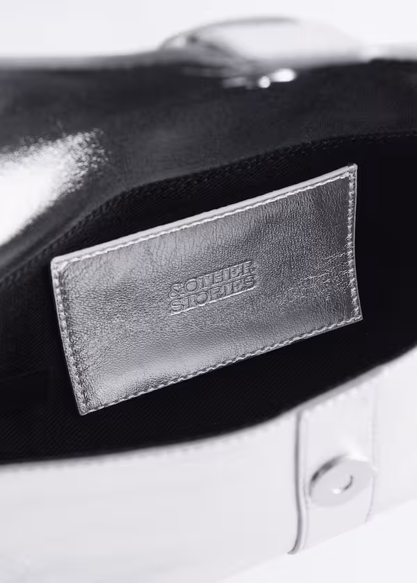 Маленькая сумка через плечо из кожи