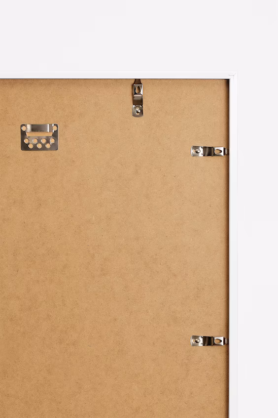 Оформление включает паспарту