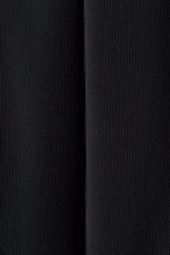 Леггинсы с вытачками и лентами на стопе