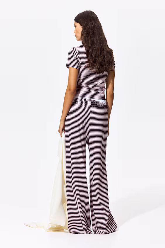 Брюки в рубчик с кулиской