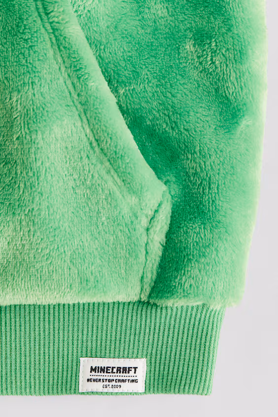 Худи из мягкого ворса с орнаментом