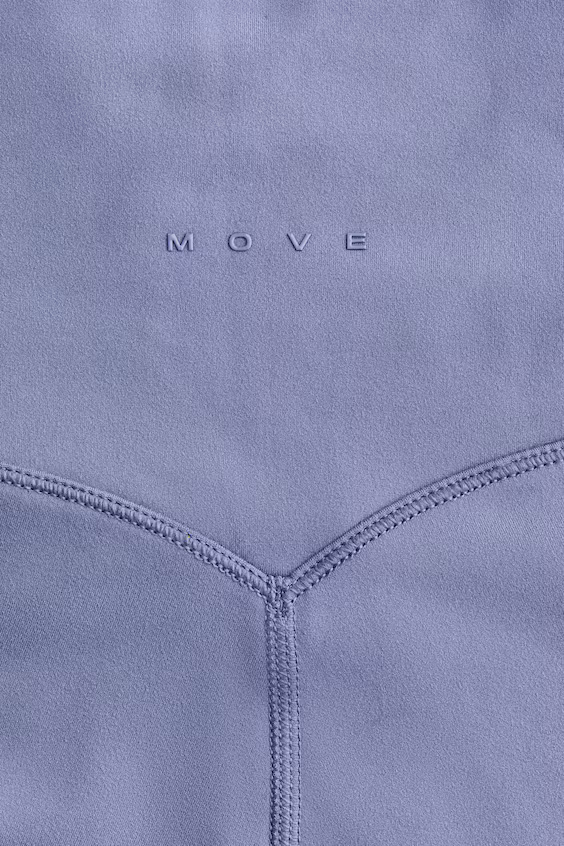 Леггинсы для йоги с расклешённым низом и технологией softmove™