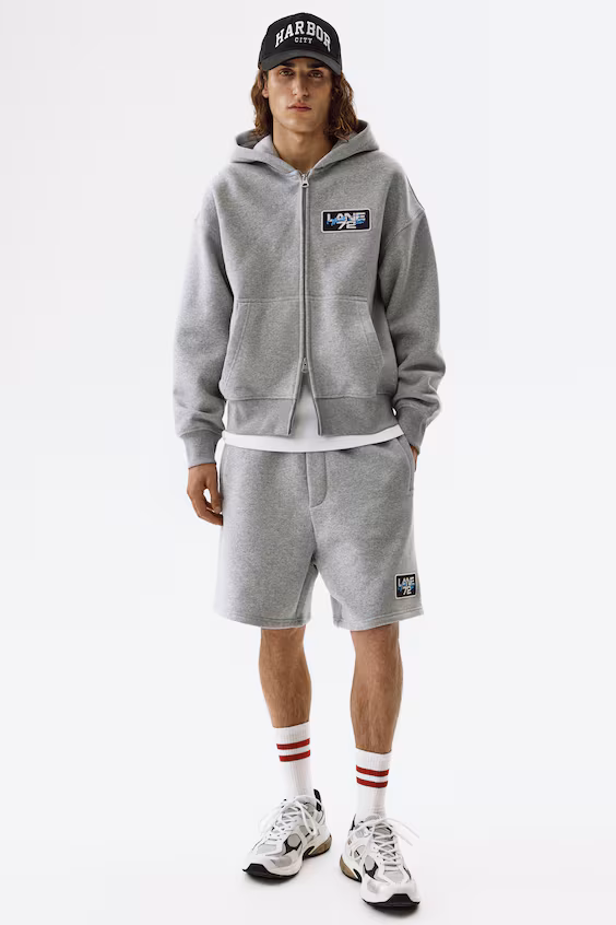Пальто с капюшоном и молнией oversized fit