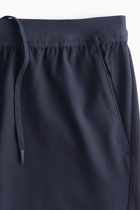 Теннисные шорты с технологией drymove™ regular fit