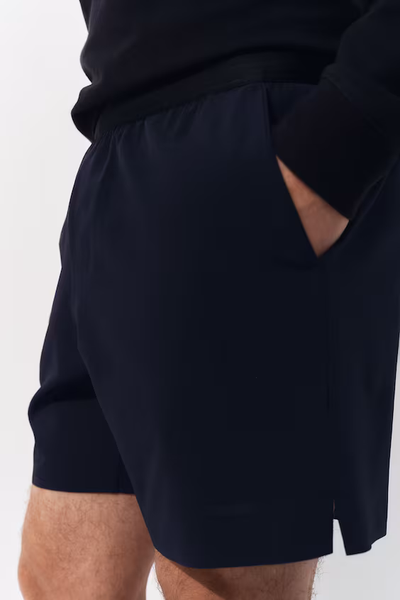 Теннисные шорты с технологией drymove™ regular fit