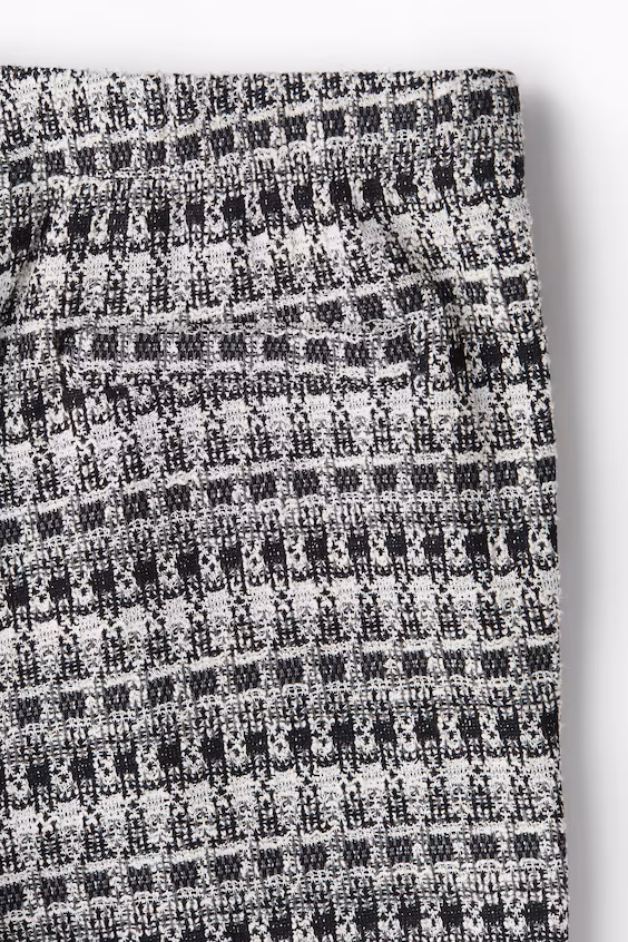 Шорты regular fit с текстурой