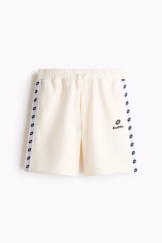 Комфортные спортивные шорты regular fit h&m