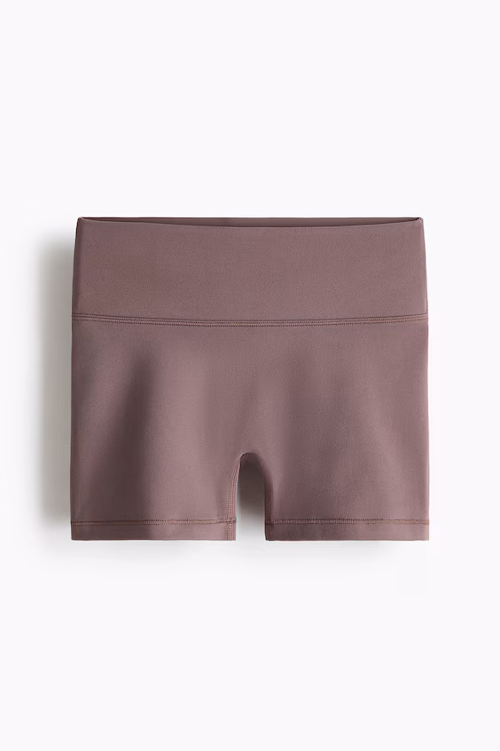 Спортивные шорты hotpants с технологией softmove™