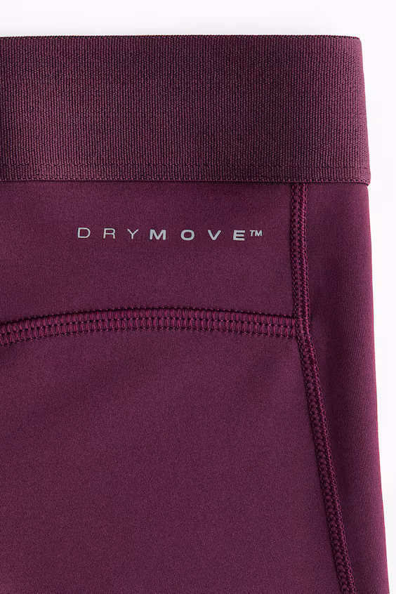 Спортивные шорты hotpants с технологией drymove™