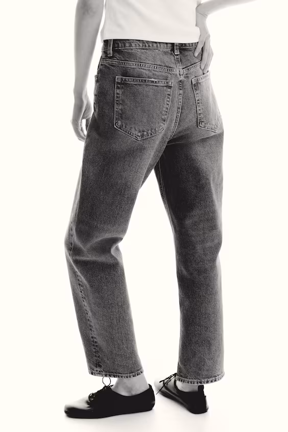 Джинсы mom slim fit с высокой посадкой и укороченным низом
