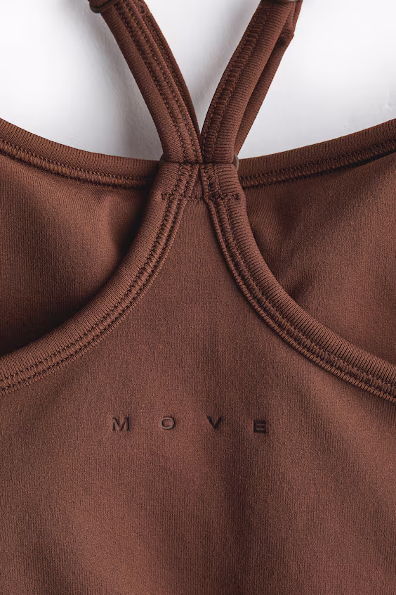 Бесшовный спортивный топ с drymove™