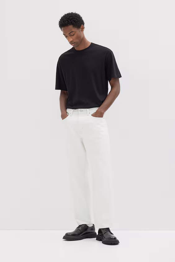 Футболка свободного кроя