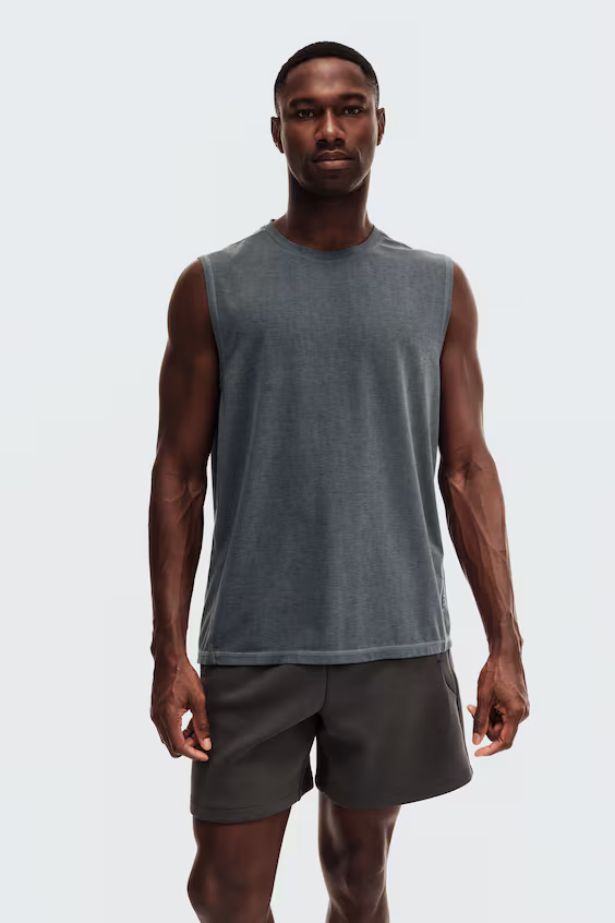 Спортивный топ с технологией drymove™ regular fit