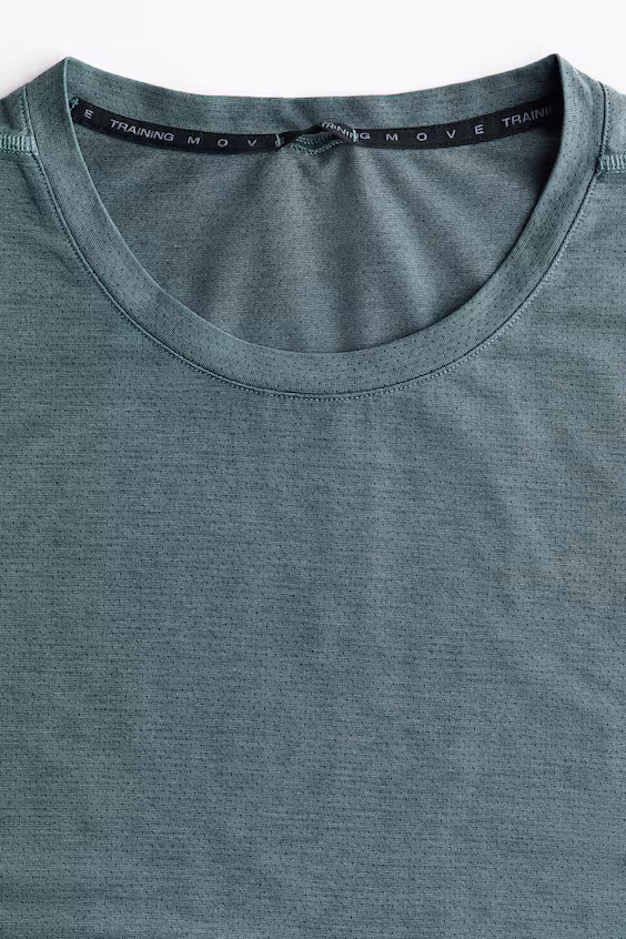 Спортивный топ с технологией drymove™ regular fit