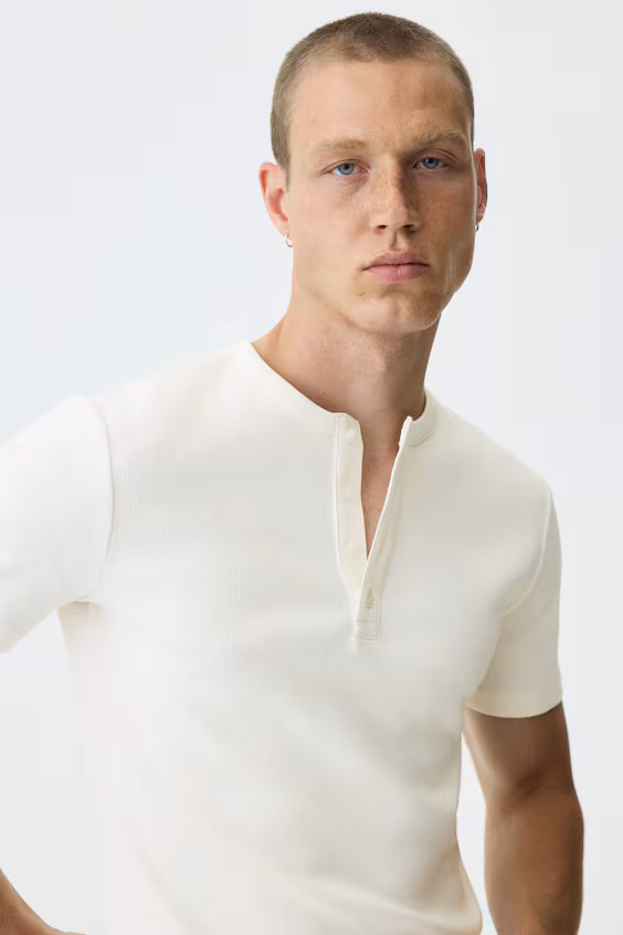 Свитер с пуговицами slim fit