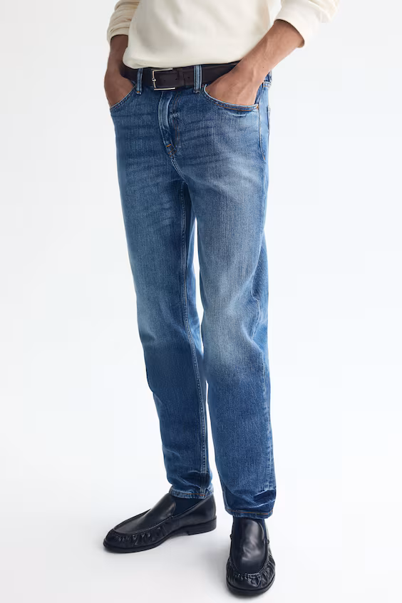Джинсы tapered