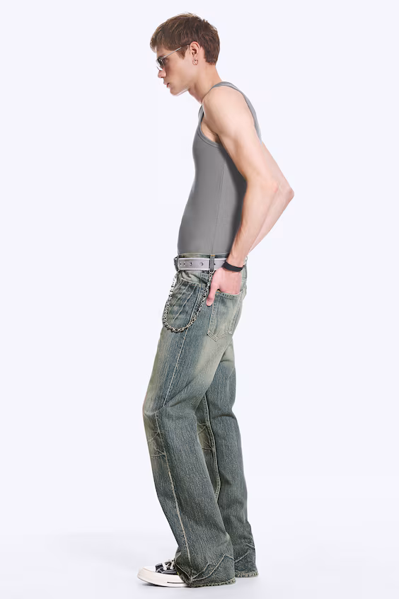 Джинсы bootcut с пониженной талией, стандартная посадка