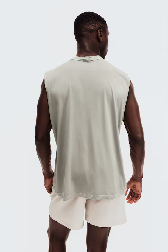 Спортивный безрукавный топ loose fit