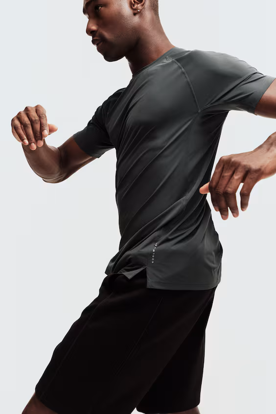 Спортивная футболка с coolmove™ muscle fit