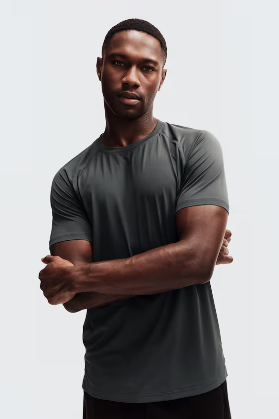 Спортивная футболка с coolmove™ muscle fit